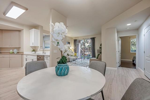 35580 Monterra Terrace, Union City CA: https://media.crmls.org/mediaz/faadb1f5-4e2e-4a24-92ce-7a3c4953f698.jpg