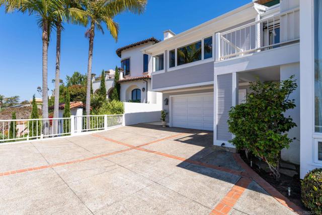 1543 Soledad Avenue, La Jolla CA: https://media.crmls.org/mediaz/faae6a73-9cbe-4583-9ac7-85206171be58.jpg