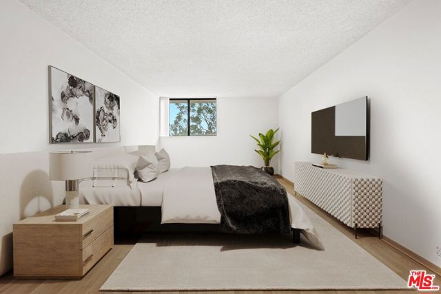 10535 Wilshire Boulevard, Los Angeles CA: https://media.crmls.org/mediaz/faae8f93-9f6e-4189-bc4f-2b56da416c6b.jpg
