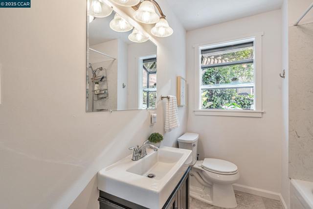 840 E 28th St., Oakland CA: https://media.crmls.org/mediaz/faaf801f-689d-4ecf-b159-a70b241ba592.jpg