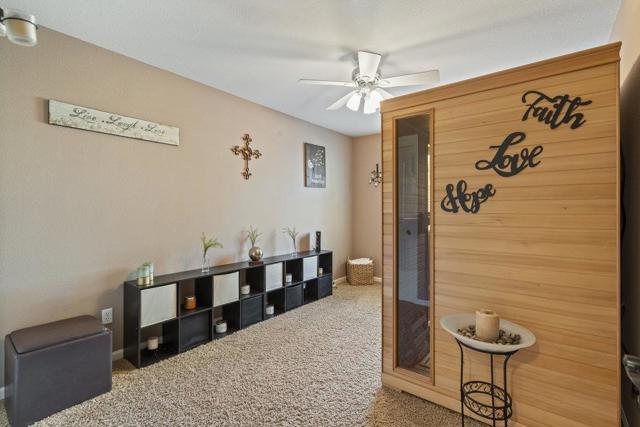 2230 Ventana Court, Hollister CA: https://media.crmls.org/mediaz/faafd971-fcc1-4e48-b73b-86a4879b8c1b.jpg