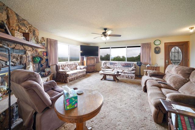 1250 E Old Julian Highway, Ramona CA: https://media.crmls.org/mediaz/fab007c8-9972-4d3d-9db9-57423e6e3908.jpg