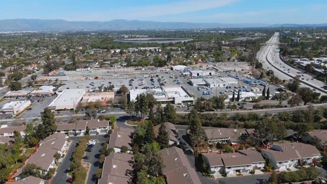 20212 Northcove Square, Cupertino CA: https://media.crmls.org/mediaz/fab1313d-6575-4ea2-b999-b23d0c4cf6f7.jpg