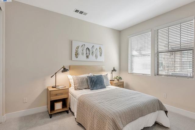 123 Branta Cmn, Fremont CA: https://media.crmls.org/mediaz/fab1c8e8-a0f9-4c0e-bf78-1ac71d4eac98.jpg