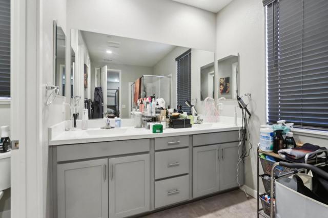 545 Shearwater Street, Hollister CA: https://media.crmls.org/mediaz/fab26faf-98d4-4f10-b344-71cf41dc6a5a.jpg