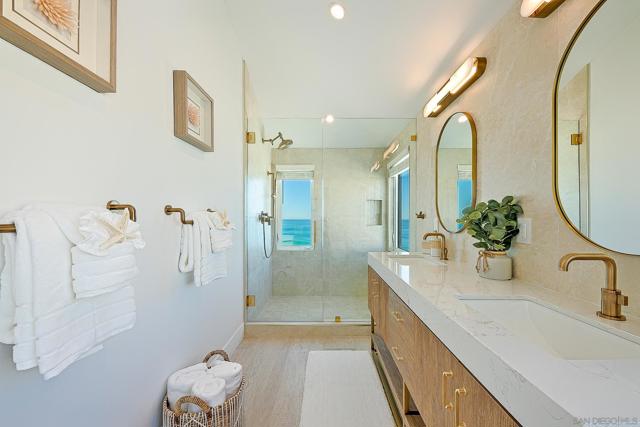 303 Sea Lane, La Jolla CA: https://media.crmls.org/mediaz/fab3a241-881e-400d-8d36-ff967c40a3ba.jpg