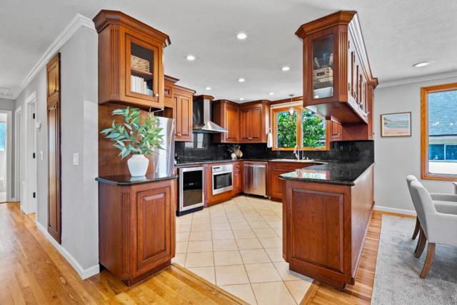 1307 Lawton Avenue, Pacific Grove CA: https://media.crmls.org/mediaz/fab3f717-9f39-4f8f-b06f-760e5bcd1c73.jpg
