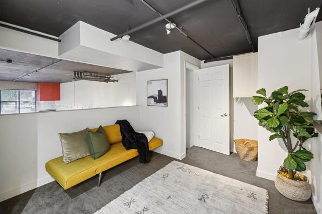 777 6Th Ave, San Diego CA: https://media.crmls.org/mediaz/fab486ef-a15d-4d31-9b8e-0861d3635c13.jpg