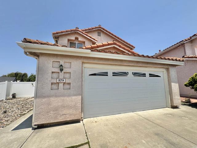 Detail Gallery Image 1 of 25 For 579 via La Paloma, Chula Vista,  CA 91910 - 4 Beds | 3 Baths