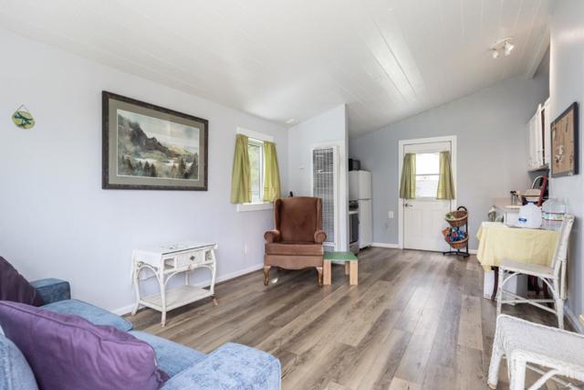 1703 Hilton Street, Seaside CA: https://media.crmls.org/mediaz/fab50da7-957c-4d20-83ba-c50baf0e6743.jpg
