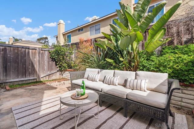 3666 Caminito Carmel Landing, San Diego, California 92130, 3 Bedrooms Bedrooms, ,2 BathroomsBathrooms,Townhouse,For Sale,Caminito Carmel Landing,250020544SD