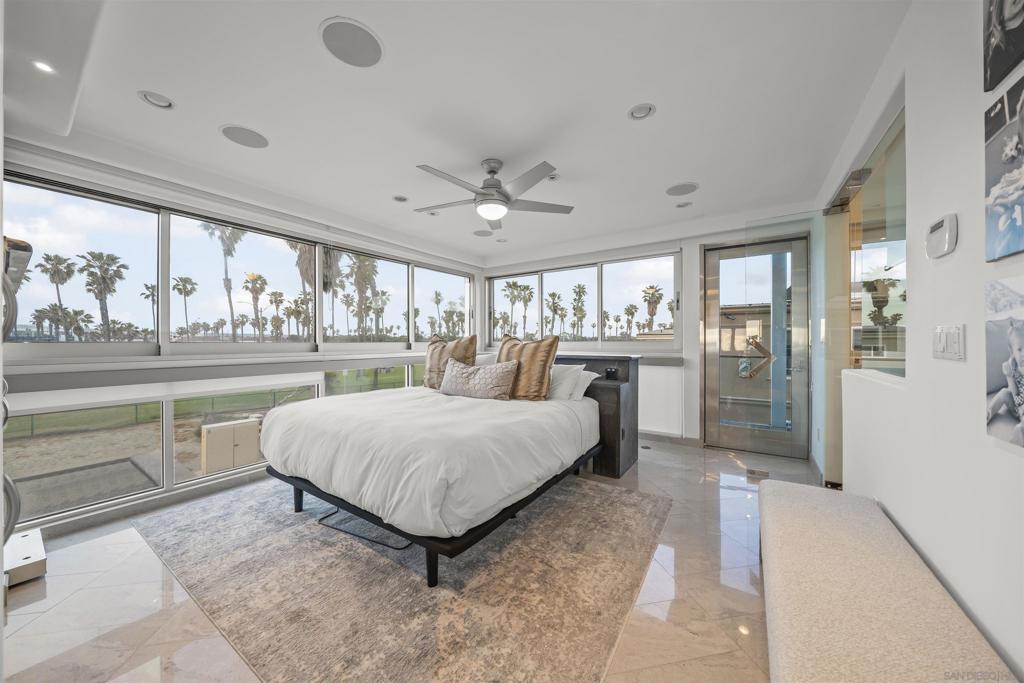 2999 Ocean Front Walk - photo 12