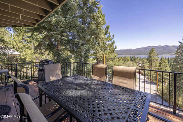 852 Cameron Drive, Big Bear CA: https://media.crmls.org/mediaz/fab827e1-b0b2-45e9-9cf3-01759aa0179b.jpg