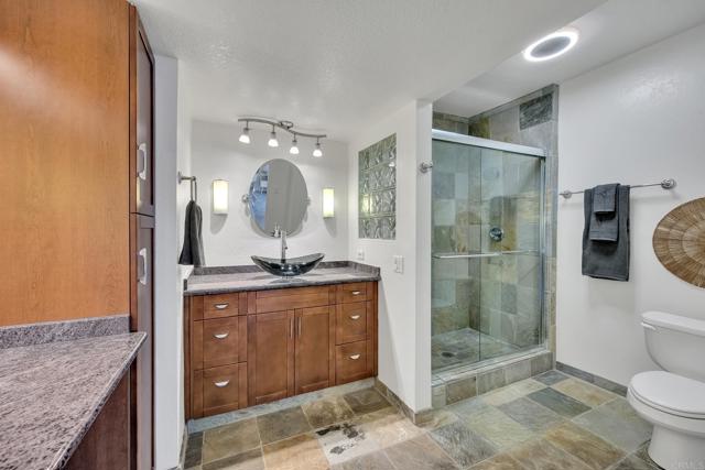 6755 Caminito Del Greco, San Diego CA: https://media.crmls.org/mediaz/fab86a79-4566-4ffb-b91d-8d5e79448ce7.jpg