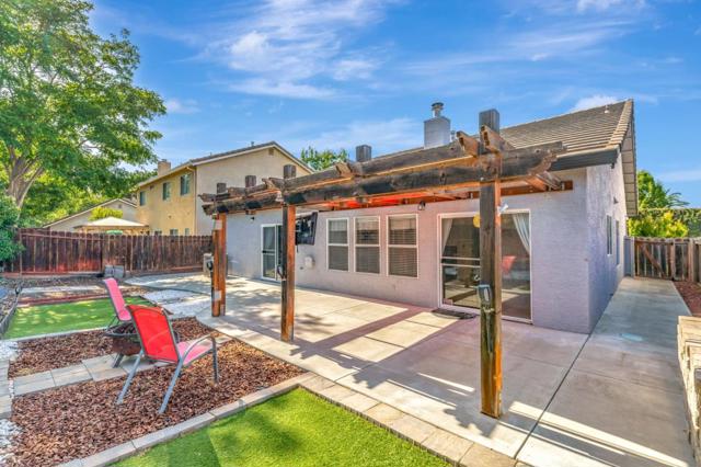 761 Gia Court, Hollister CA: https://media.crmls.org/mediaz/fab92113-7ac2-42dc-82e4-6d36d3f5ba78.jpg