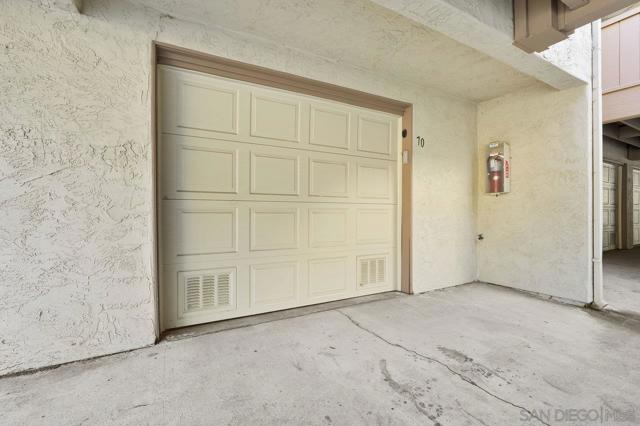 Image 19 of 26 For 2772 Ariane Dr  70
