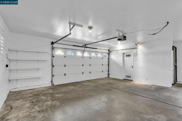 11373 Rampart Dr, Dublin CA: https://media.crmls.org/mediaz/faba824e-57fc-4465-80be-1d2854e90bd5.jpg