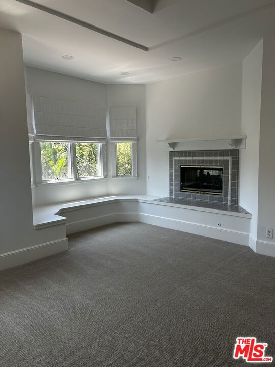 10515 Oaklawn Road, Los Angeles CA: https://media.crmls.org/mediaz/fabc8f5c-b187-44db-8427-22c3b53d9828.jpg