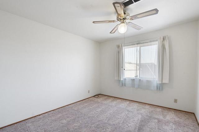 582 E Alvin Drive, Salinas CA: https://media.crmls.org/mediaz/fabe51b5-ef98-449b-984b-f565c2d5fbe9.jpg