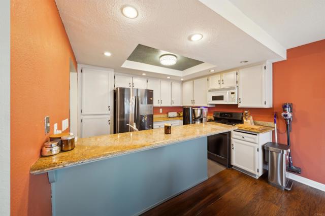 Home for Sale in Vista