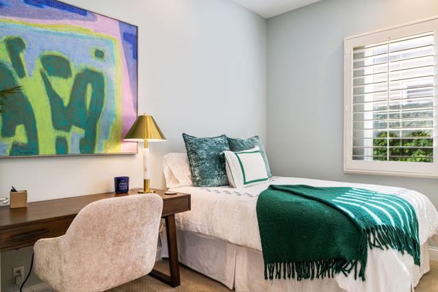 49606 Montana Way, La Quinta CA: https://media.crmls.org/mediaz/fac0189e-5adc-4522-93db-88b92f570335.jpg