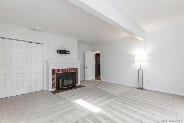 Image 39 of 75 For 4445 Coronado Avenue