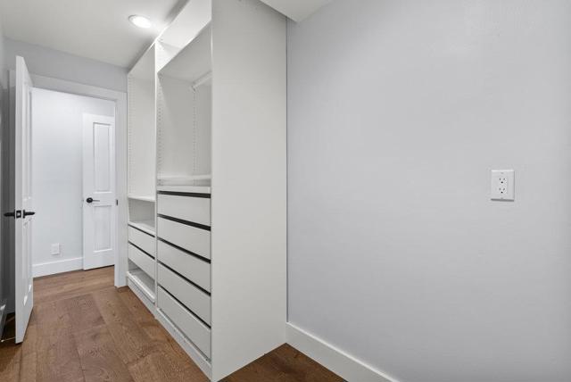 329 San Rafael Avenue, Belvedere CA: https://media.crmls.org/mediaz/fac2a266-41cb-42df-9d30-8f37b3d4c1f4.jpg