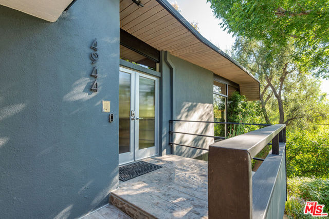 4944 Hood Drive photo 6