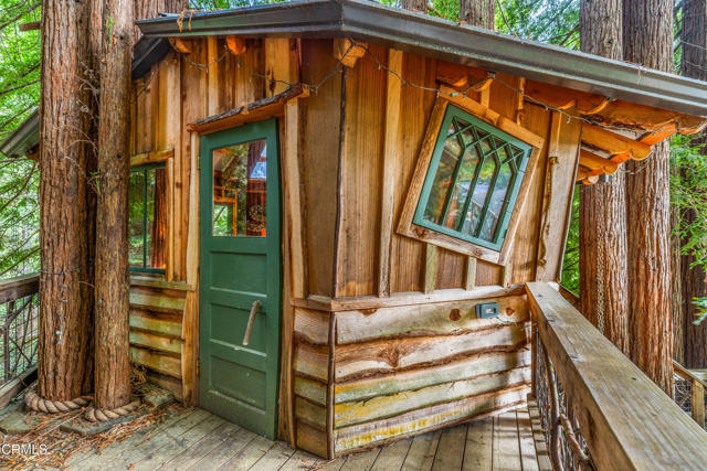 16611 Pearl Ranch Road, Fort Bragg CA: https://media.crmls.org/mediaz/fac32297-f3bc-4ff1-af24-6c6834c2d42e.jpg