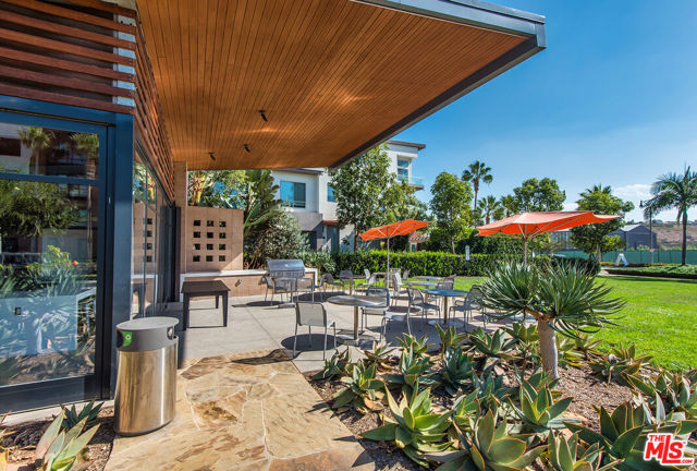 13044 Pacific, Playa Vista CA: https://media.crmls.org/mediaz/fac38faa-f40f-482f-9ee2-33ce465af30a.jpg