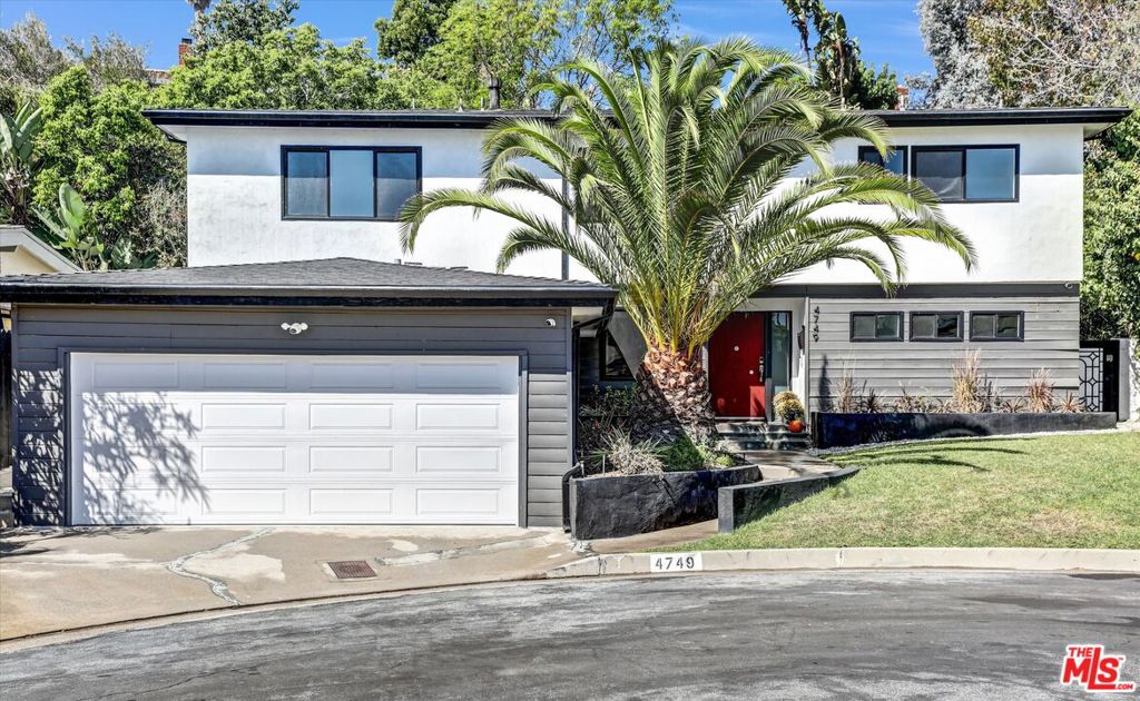 4749 Don Porfirio Place — Contemporary