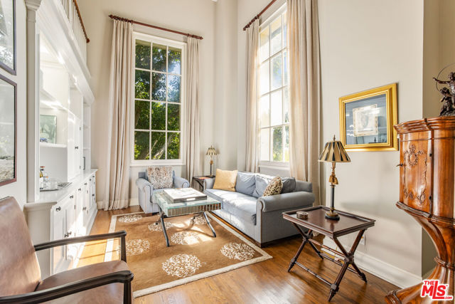 761 Bel Air Road, Los Angeles CA: https://media.crmls.org/mediaz/fac4de4d-65aa-412e-a618-33d6f9b0bb9e.jpg