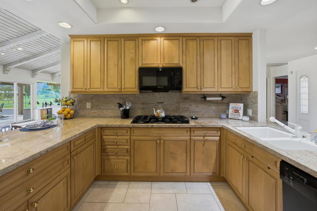 MLS #219138701DA image #18