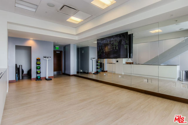 900 W Olympic Boulevard, Los Angeles CA: https://media.crmls.org/mediaz/fac599f0-9dd4-4abe-a43e-6ad1bba9afd1.jpg