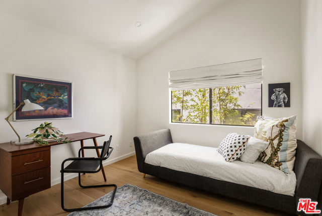 1916 Overland Avenue, Los Angeles CA: https://media.crmls.org/mediaz/fac5b9bf-817a-4589-86f2-8da06fa3a5d4.jpg