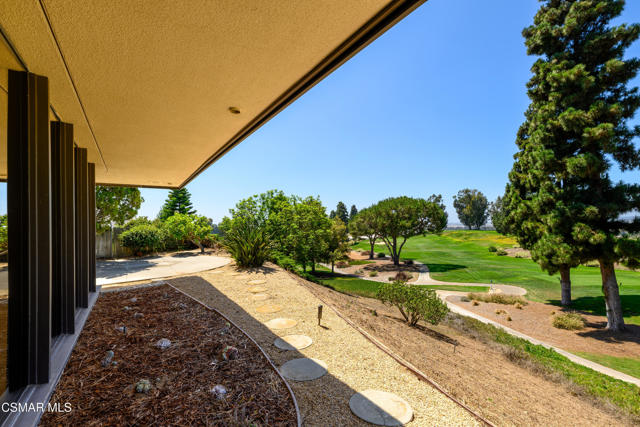 4787 Clubhouse Drive, Somis CA: https://media.crmls.org/mediaz/fac5cc43-6615-47c5-b8e8-7205becefd96.jpg