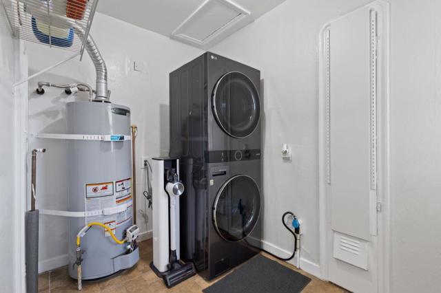 2830 69th Avenue, Oakland CA: https://media.crmls.org/mediaz/fac68120-b683-4642-961f-071ad6786599.jpg