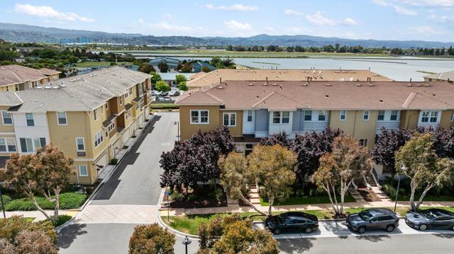 201 Keech Drive,  CA: https://media.crmls.org/mediaz/fac8418c-6932-4bbb-aef7-9de5314f6800.jpg