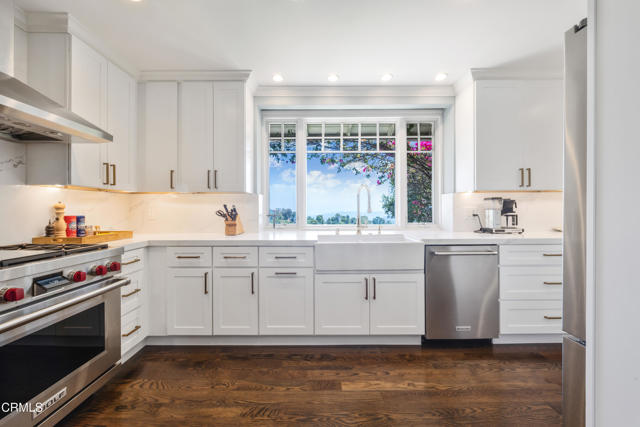 Detail Gallery Image 18 of 69 For 9670 Crystal View Dr., Tujunga,  CA 91042 - 3 Beds | 2 Baths