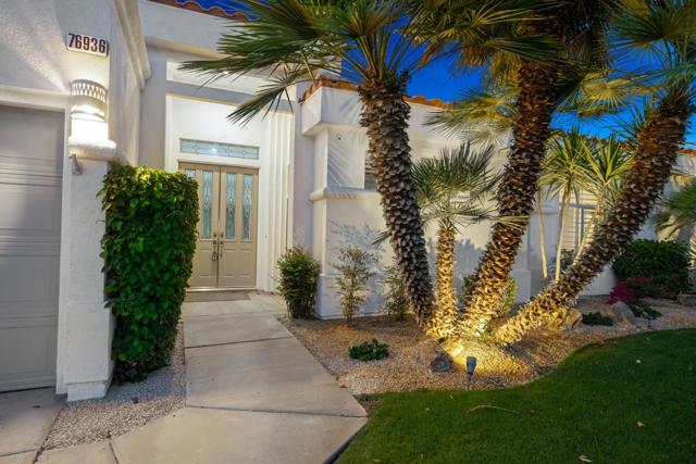 76936 Comanche Lane, Indian Wells CA: https://media.crmls.org/mediaz/fac8da6e-56a2-4ff8-9ae6-9482413721a0.jpg