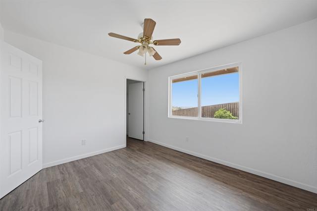 Detail Gallery Image 23 of 43 For 1770 Tooley Cir, San Diego,  CA 92114 - 4 Beds | 3 Baths