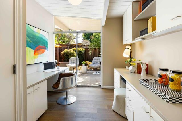 868 Somerset Drive, Sunnyvale CA: https://media.crmls.org/mediaz/fac94eb0-d41c-42d2-9462-6124a33fe30a.jpg