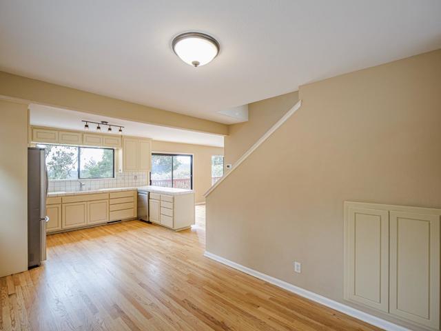 3040 Pacific Heights Drive, Aptos CA: https://media.crmls.org/mediaz/fac950a0-483a-408e-86da-caf26b82af27.jpg