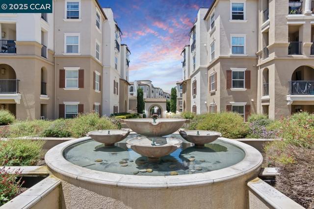 3240 Maguire Way, Dublin CA: https://media.crmls.org/mediaz/fac982bf-83d3-499f-b48a-bf422a9c0933.jpg