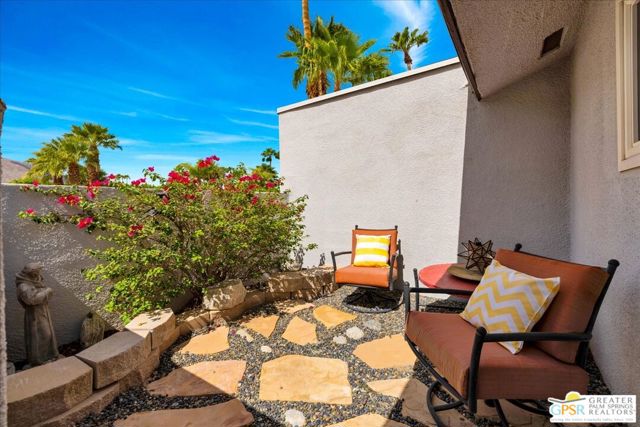 2664 N Aurora Drive, Palm Springs, CA 92262