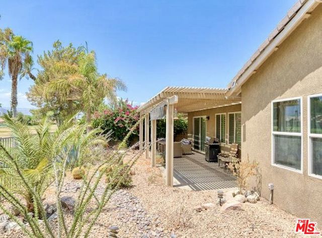 82599 Grant Drive, Indio CA: https://media.crmls.org/mediaz/faca9662-e45a-42df-bfa4-52ce9516c480.jpg
