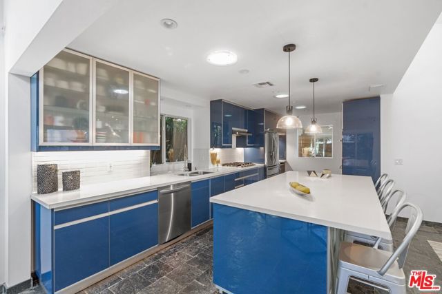 10902 FRUITLAND Drive photo 6