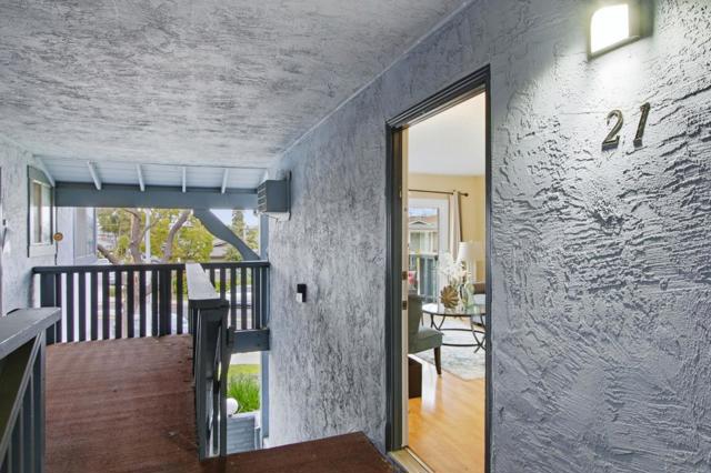 835 Bing Drive, Santa Clara CA: https://media.crmls.org/mediaz/facc358e-e7b8-4f91-b7ba-b16dcec6b7da.jpg