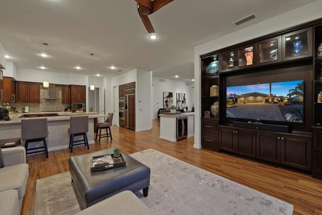 704 Mission Creek Drive, Palm Desert CA: https://media.crmls.org/mediaz/face2cb6-7b2a-41ce-a56d-2be63bf56c77.jpg