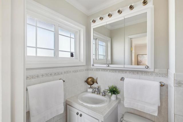 1371 Claudia Avenue, San Mateo CA: https://media.crmls.org/mediaz/facebe28-17d6-4e31-9cf2-7d3281a26435.jpg